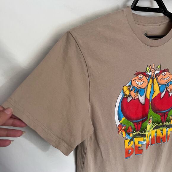 DISNEY Alice in Wonderland T-Shirt Womens Large Mushroom Be Kind Twee Goblin - Picture 4 of 10